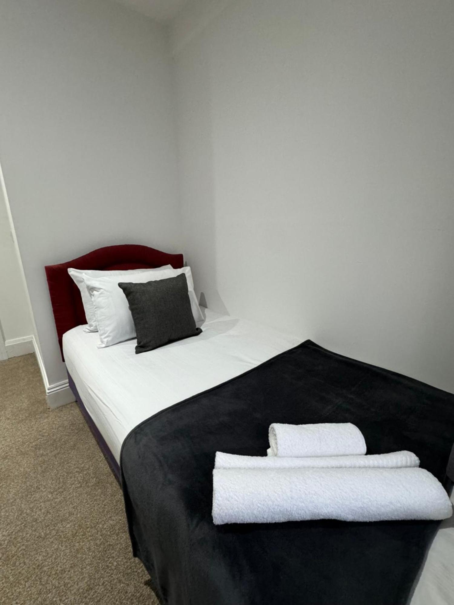 Juniper Berry Hotel Southampton Buitenkant foto