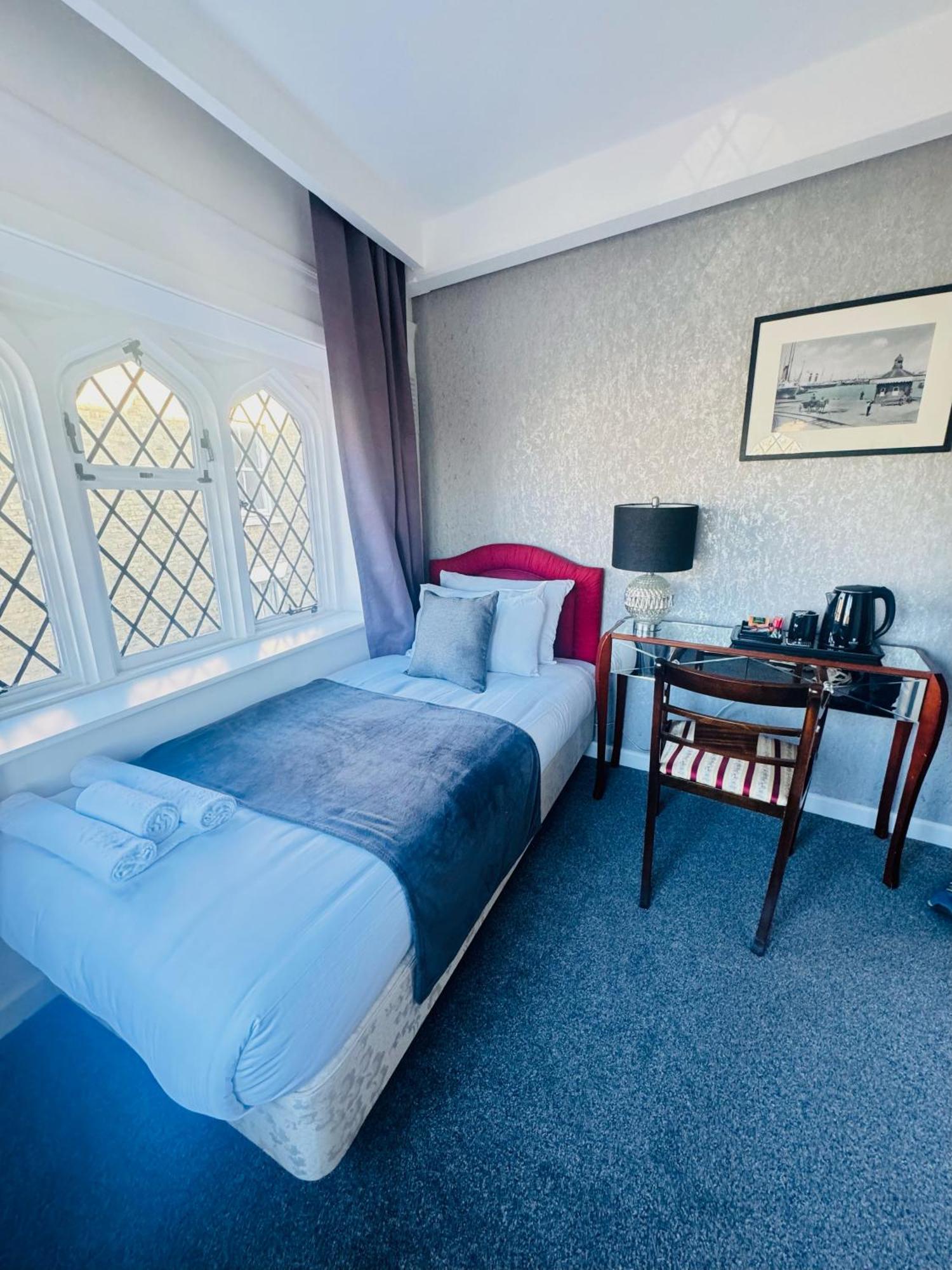 Juniper Berry Hotel Southampton Buitenkant foto